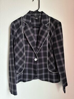 Courtenay Black and White Plaid Blazer with White Piping